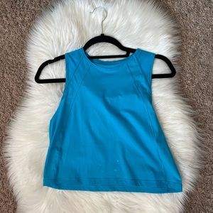 Lululemon cropped sculpt tank